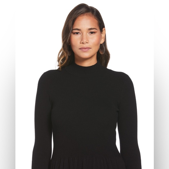 MOCK NECK SWEATER DRESS. Size M π with π· - Picture 3 of 4